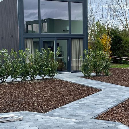 Luxe Lodges Met Airco Oostkapelle Bagian luar foto