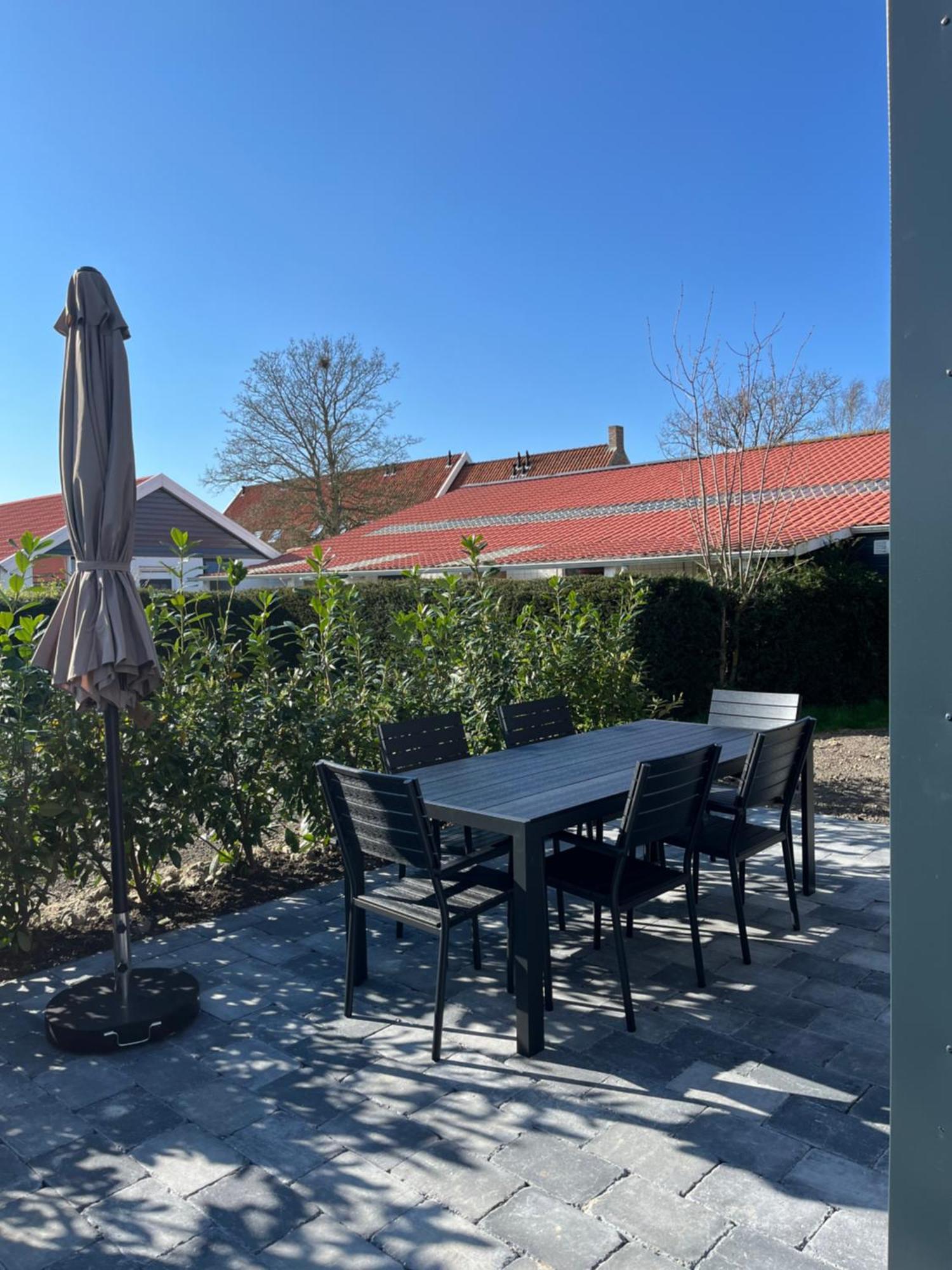 Luxe Lodges Met Airco Oostkapelle Bagian luar foto